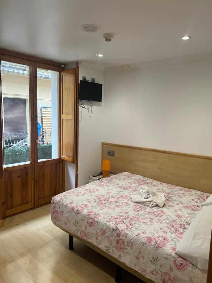 Hostal Restaurante Pampeluna Zewnętrze zdjęcie