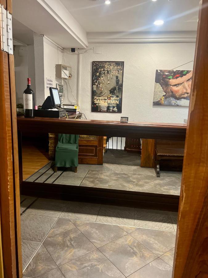 Hostal Restaurante Pampeluna Zewnętrze zdjęcie